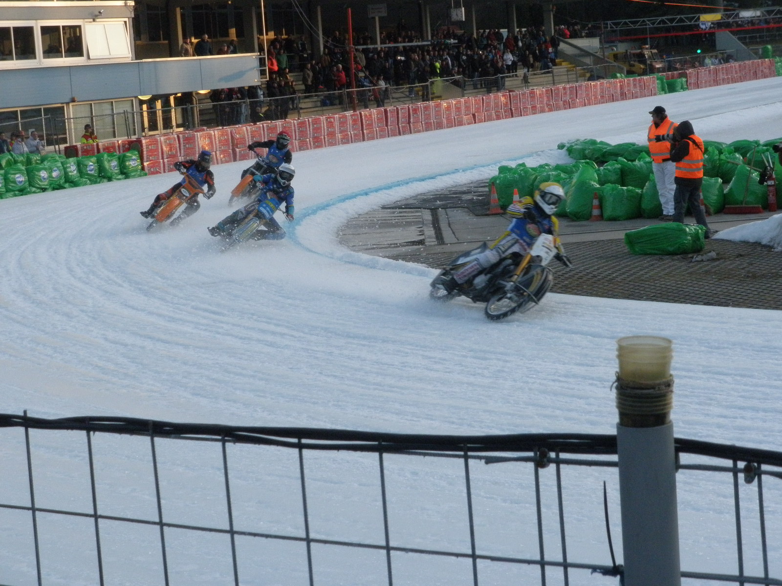 OLYMPUS DIGITAL CAMERA