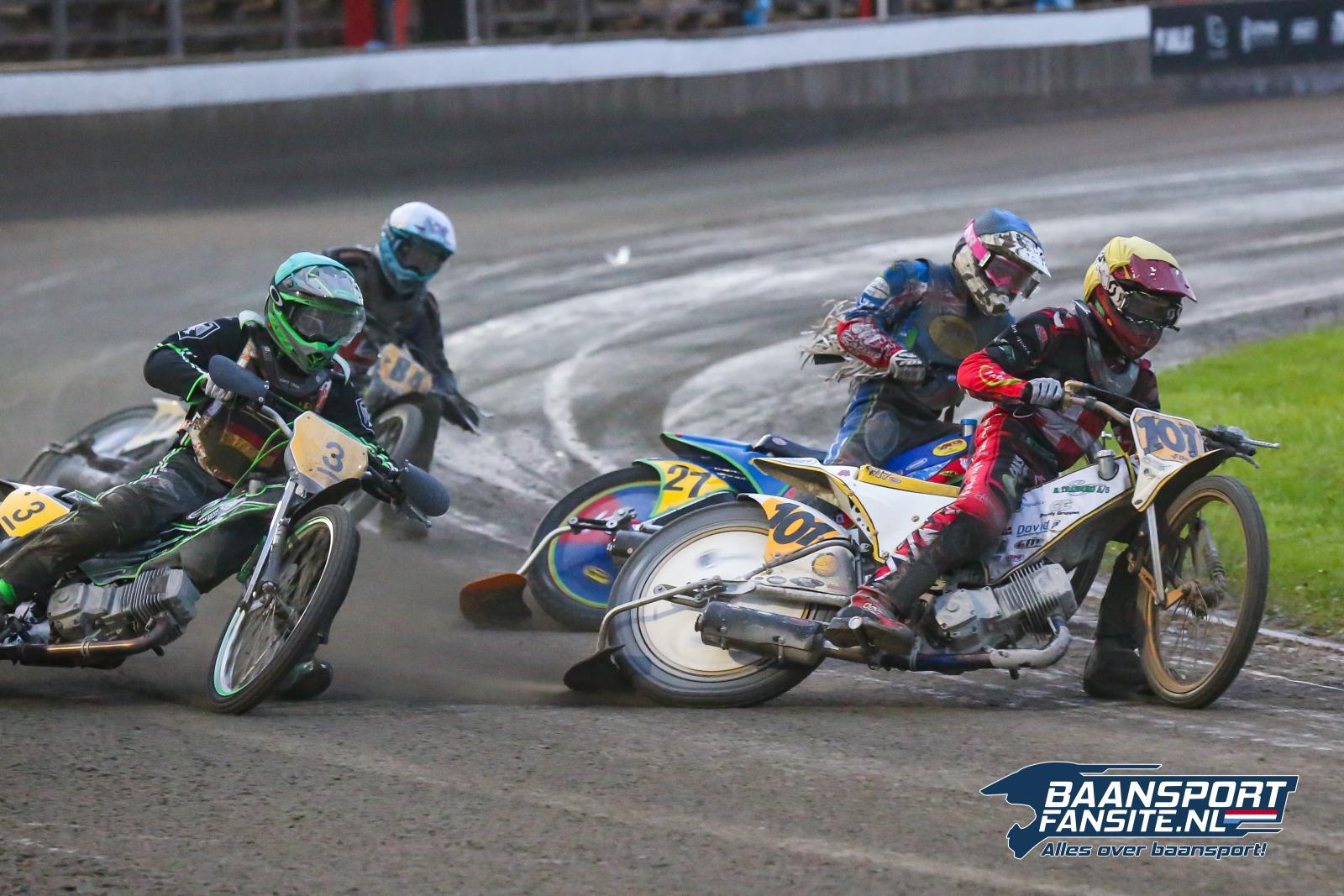 Třiadvacítky na dlouhé vyhrál Timo Wachs