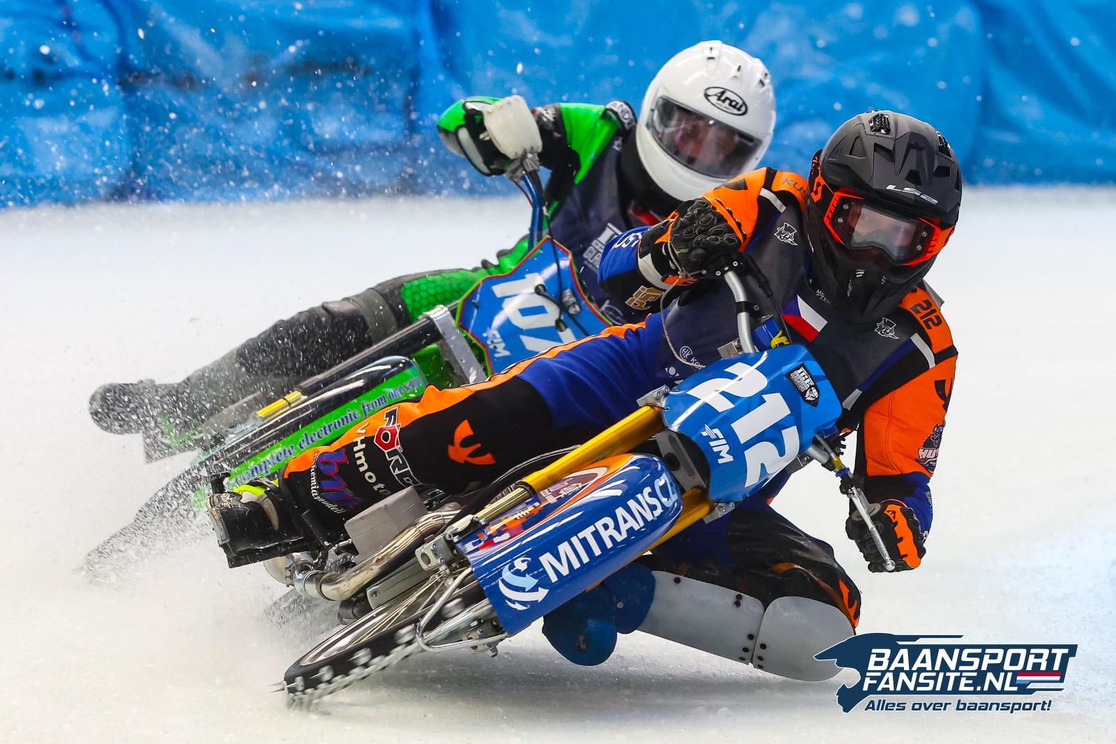 Po víkendu v Inzellu je Hutla devátý a Diviš třináctý